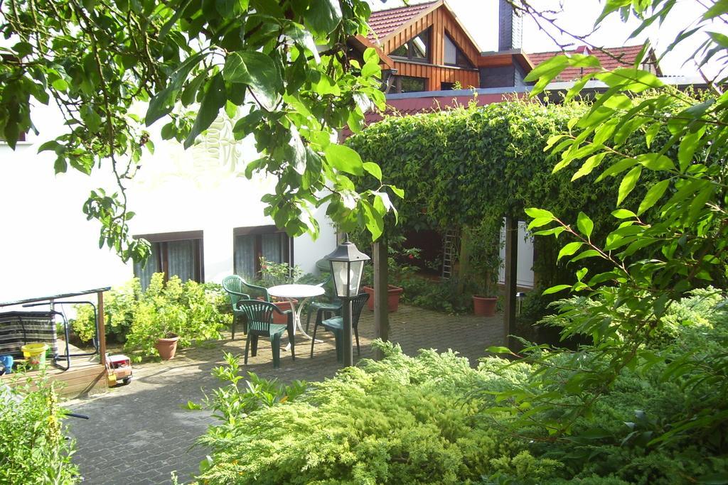 Ferienwohnung Dietlinde Bad Blankenburg Zimmer foto